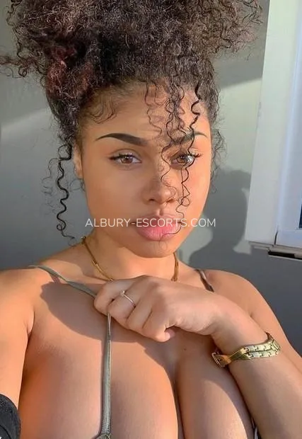 Albury escorts Samantha — 2