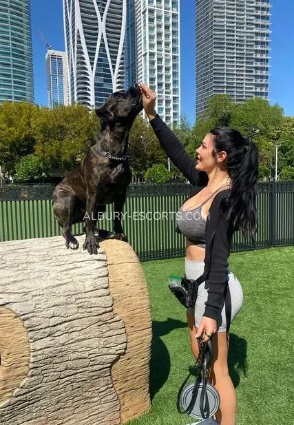 Albury escorts Margareta — 5