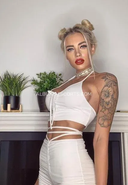 Albury escorts Natalie — 4