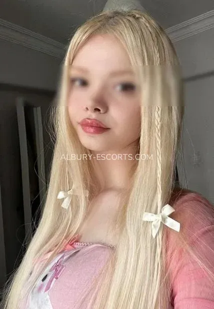 Albury escorts Birgitta — 4