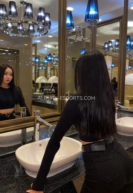 Albury escorts Rebecca — 7