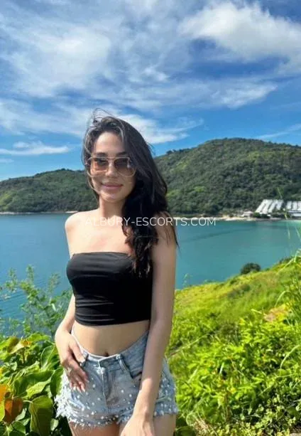 Albury escorts Julianna — 1