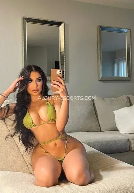 Albury escorts Birgitta — 4