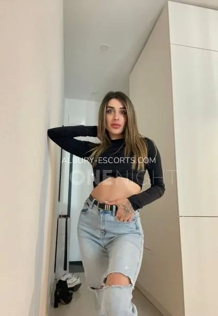 Albury escorts Alexia — 2