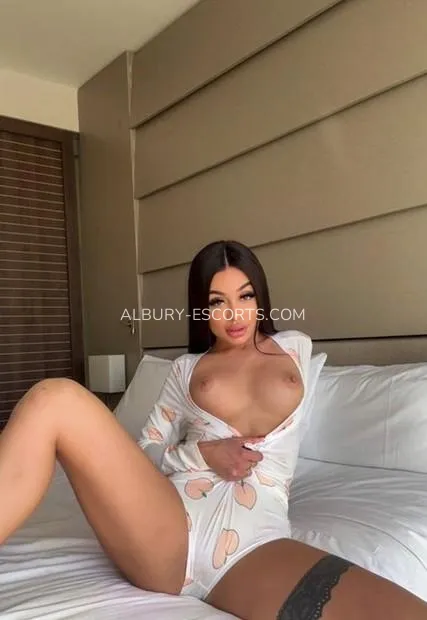 Albury escorts kerstin