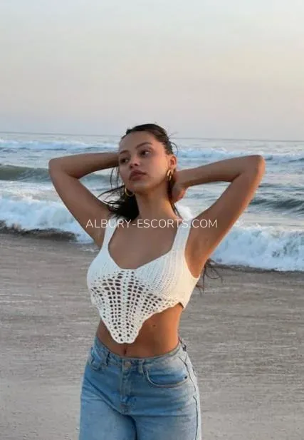 Albury escorts Milena — 5