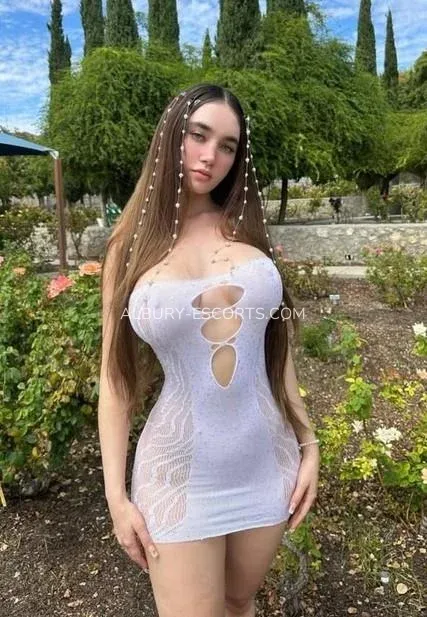 Albury escorts Kyla — 1