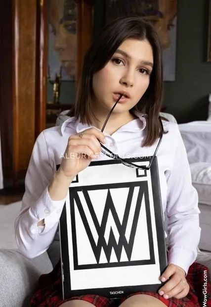 Albury escorts Autumn — 2