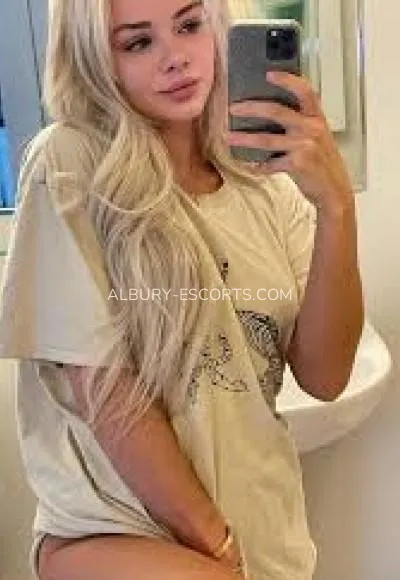Albury escorts Susana — 2
