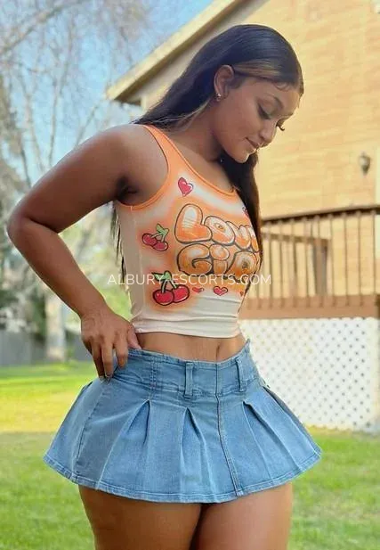 Albury escorts Ciara — 3