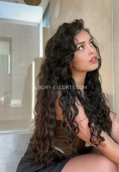 Albury escorts Ariana — 5