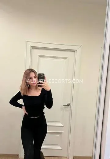 Albury escorts Anette — 1