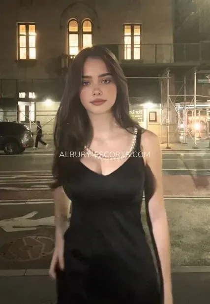 Albury escorts Astrid — 6