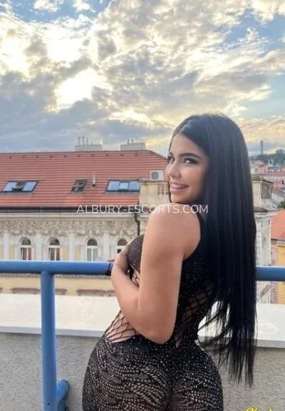 Albury escorts Ella — 3