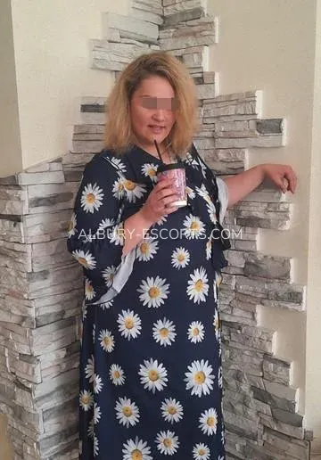 Albury escorts Gabriella — 6