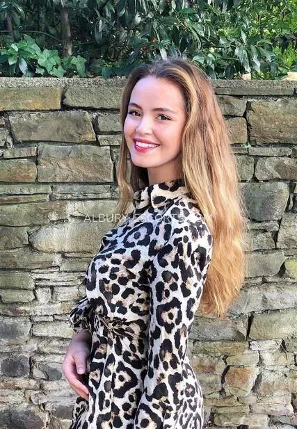 Albury escorts Madeleine — 1