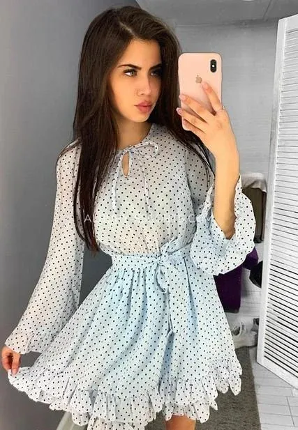 Albury escorts Gracie — 4