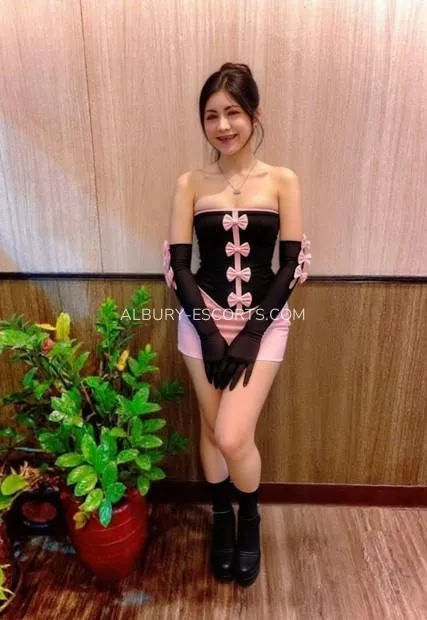 Albury escorts Victoria — 2