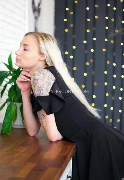 Albury escorts Therese — 4