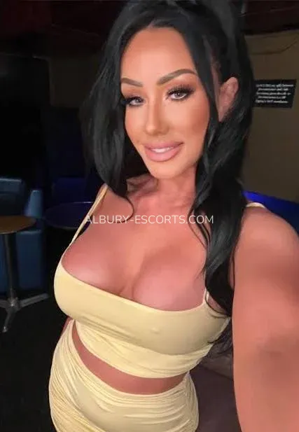 Albury escorts Louise — 4