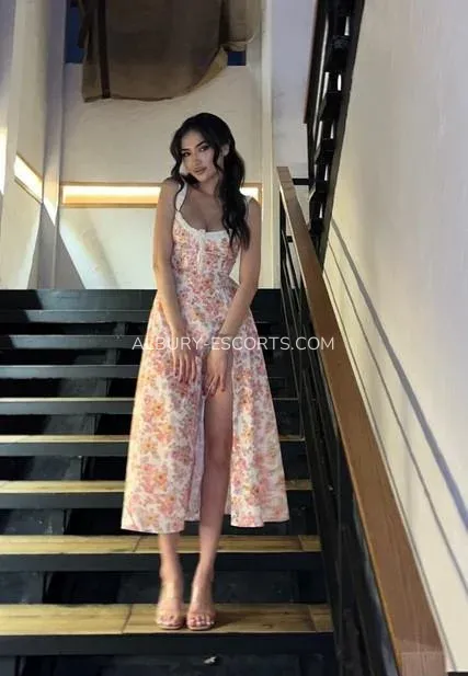 Albury escorts Gianna — 5