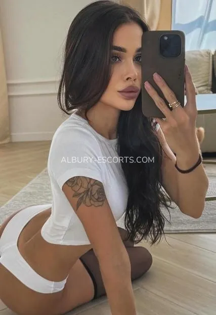 Albury escorts Alexis — 2