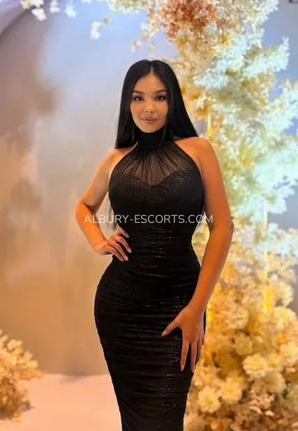 Albury escorts Skylar — 9