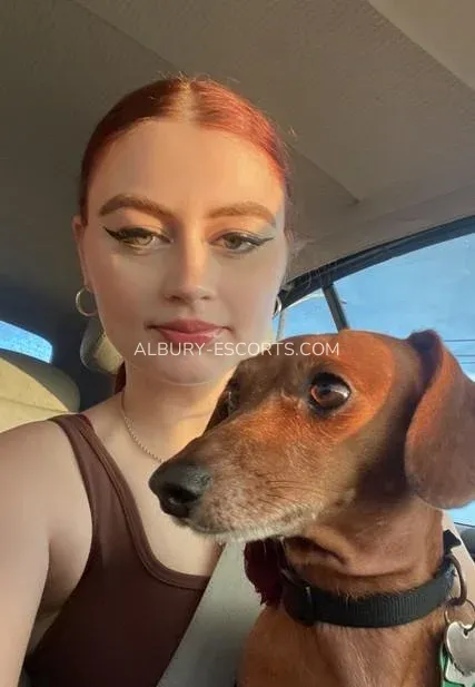 Albury escorts Ellinor — 3