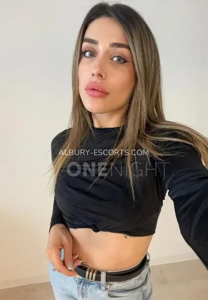 Albury escorts Alexia — 3