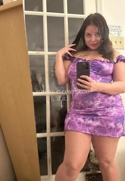 Albury escorts Madeleine — 5