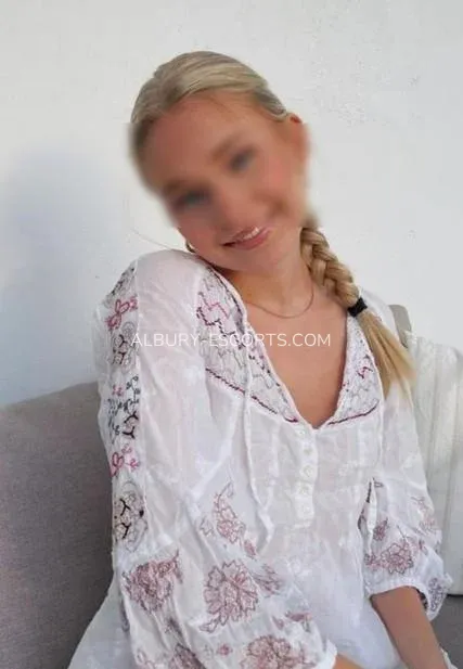 Albury escorts Cassidy — 4