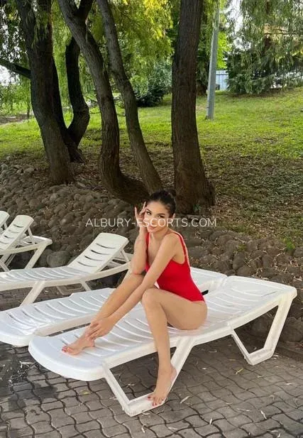 Albury escorts Gianna — 1