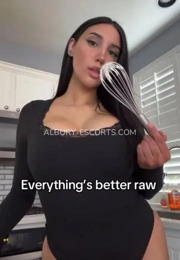 Albury escorts Annika — 2