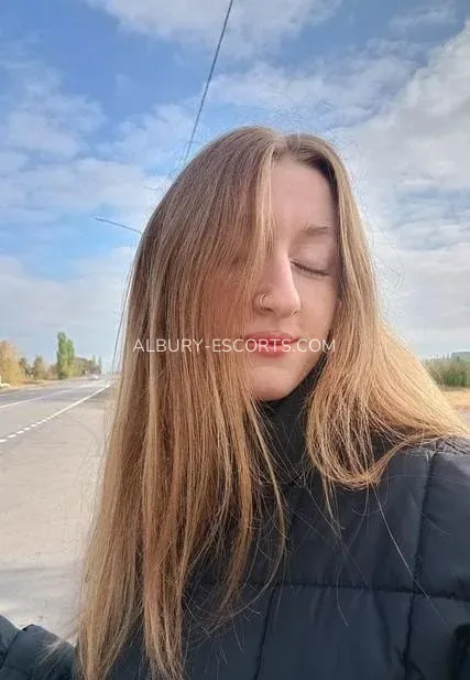 Albury escorts Marie — 1