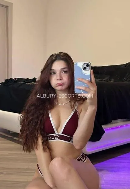 Albury escorts Payton — 2