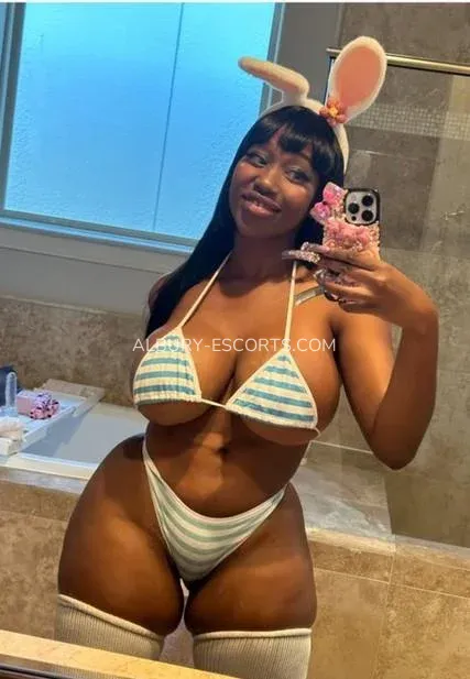 Albury escorts Melanie — 7