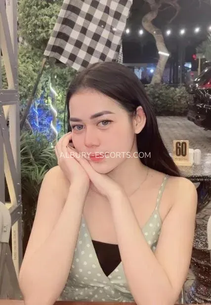 Albury escorts Caliope — 1
