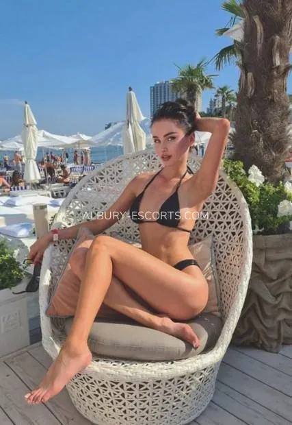 Albury escorts Barbro — 2