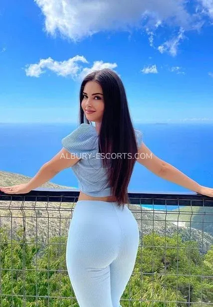 Albury escorts Amarinda — 3