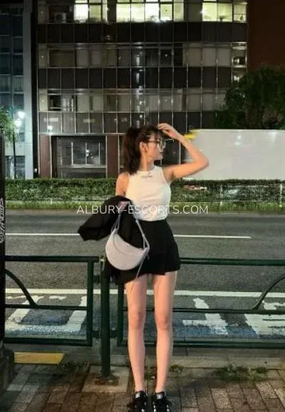 Albury escorts Mary — 3