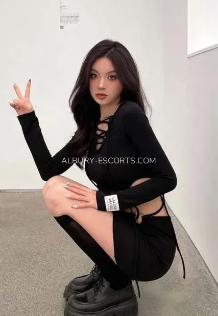 Albury escorts Silvia — 1