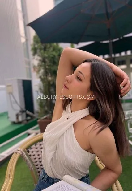 Albury escorts Lucy — 2