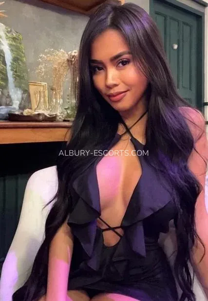 Albury escorts Zoey — 4