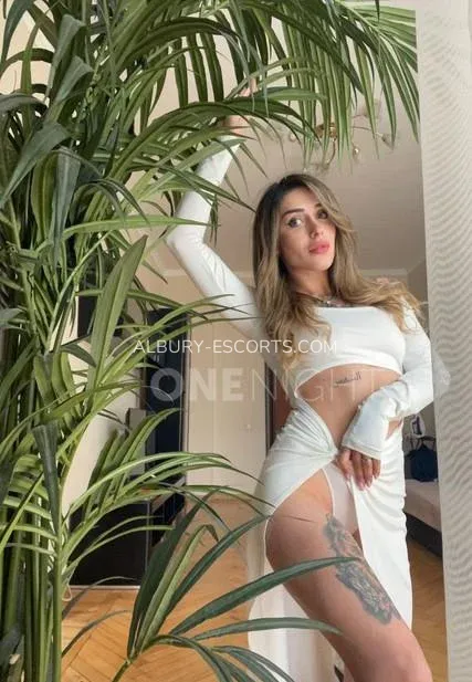 Albury escorts Alexia — 1