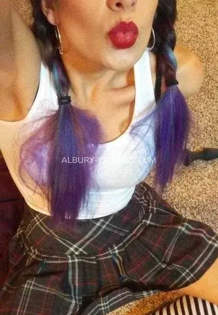 Albury escorts Brooklyn — 7