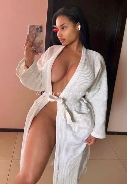 Albury escorts Samantha — 1