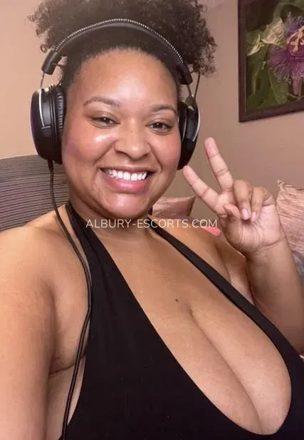 Albury escorts Dakota — 9