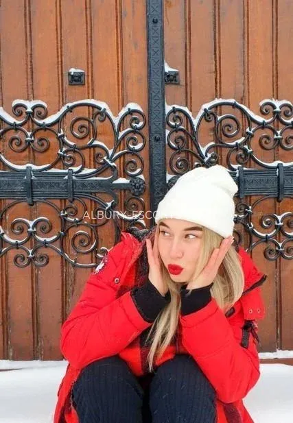 Albury escorts Alexa — 1