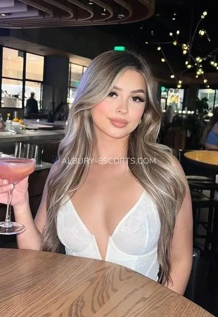Albury escorts Amber — 2
