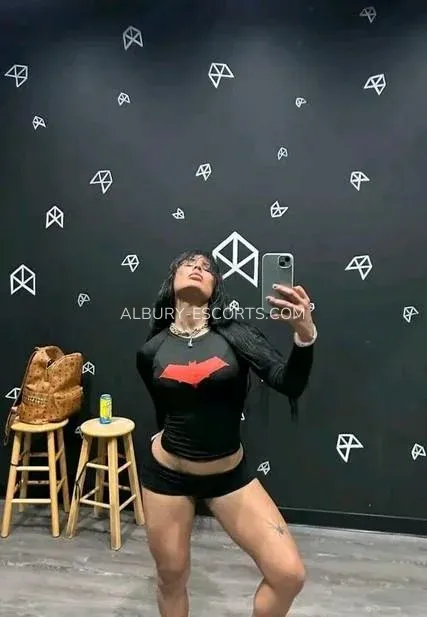 Albury escorts Carly — 9